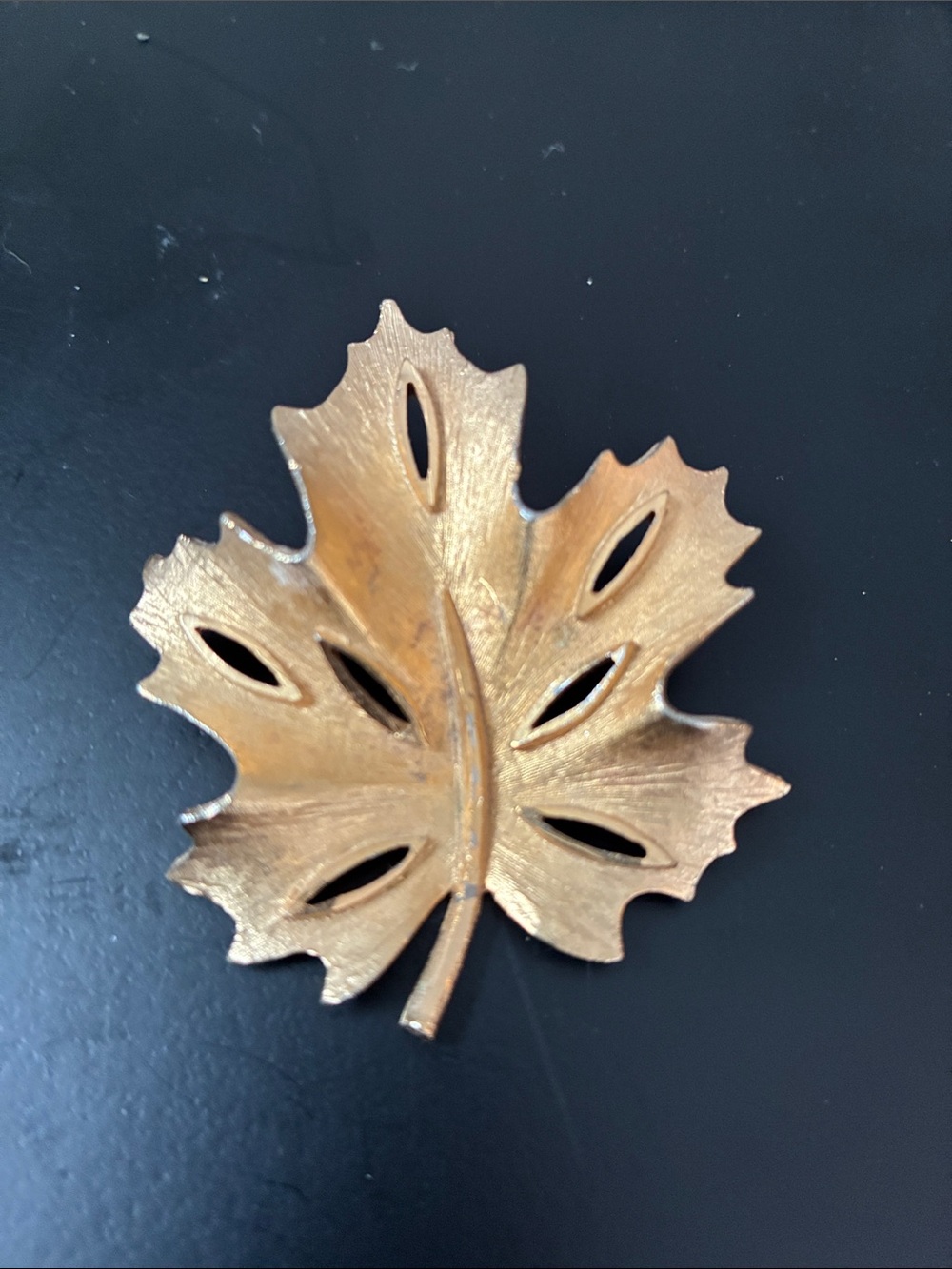 Gold Leaf Brooch - Vintage-Inspired Leaf Pin